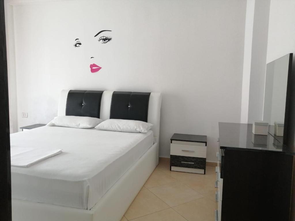 Bilal Golemi Sea View Apartment Saranda Extérieur photo